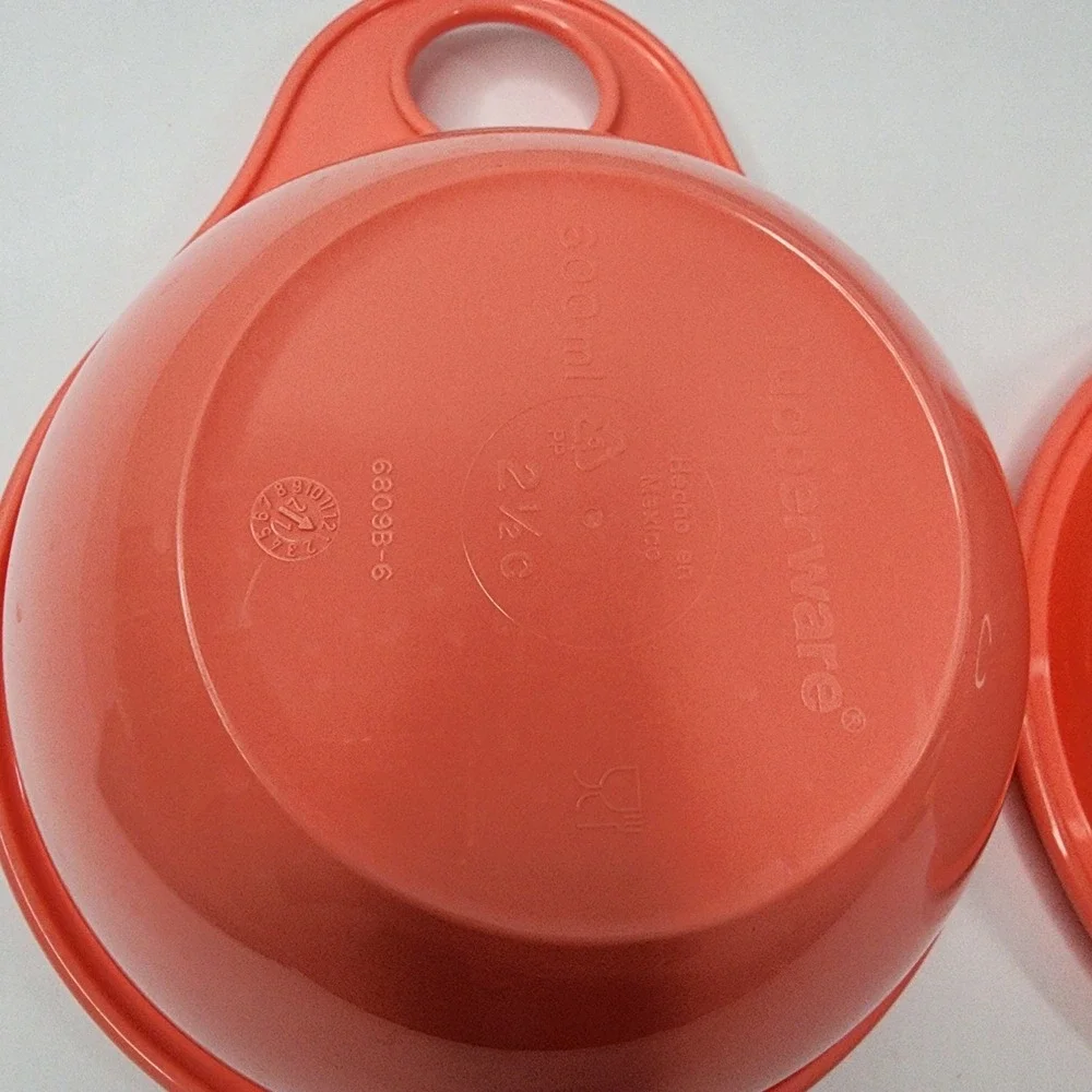 2 Tupperware Thatsa Bowls Extra Mini 2 1/2 Cups New 6809B-3 Coral Pink New